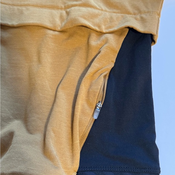 Nike Women's Dri Fit Therma Sphere Running top small - Picture 4 of 11